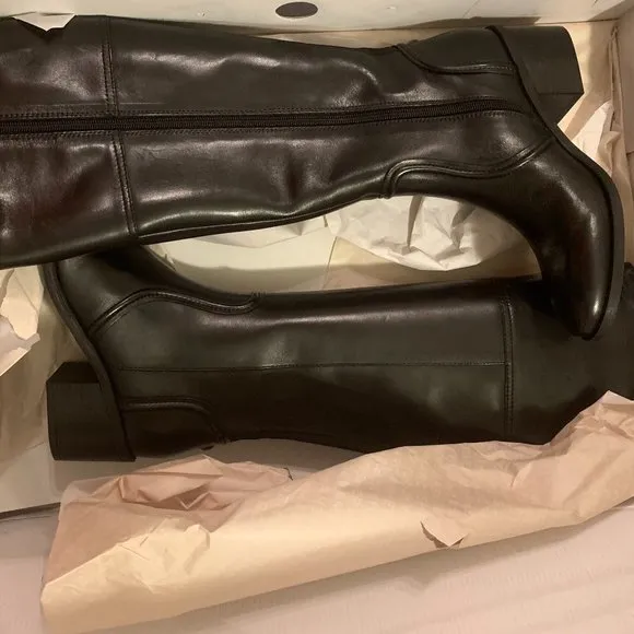 NWT Marc Fisher Ritley Boots