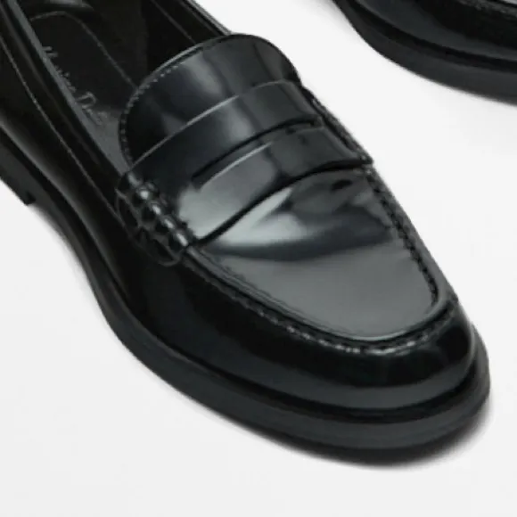 NWT. Massimo Dutti Black Leather Gathered Penny Strap Loafers. Size 7,5,…
