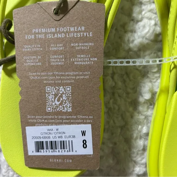 NWT OluKai Aka Sandals Citron sizes 7 or 8