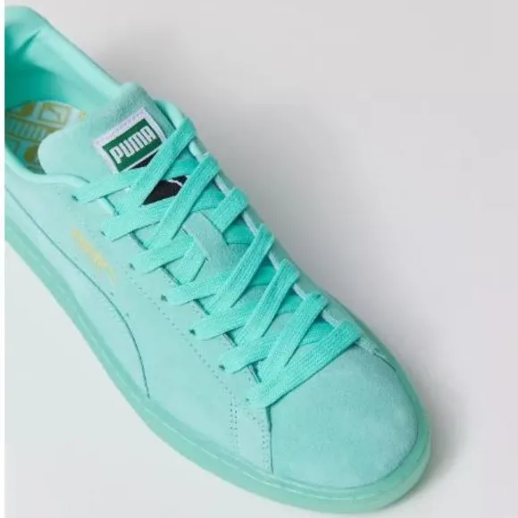NWT Puma Suede Classic XXI Mint Green Blue Unisex Sneakers
