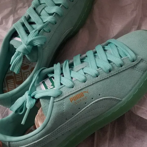 NWT Puma Suede Classic XXI Mint Green Blue Unisex Sneakers