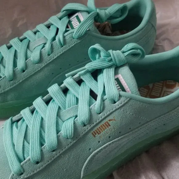 NWT Puma Suede Classic XXI Mint Green Blue Unisex Sneakers