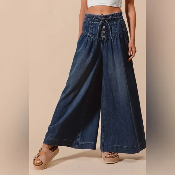 NWT So Me Ultra Wide Leg Smocked Drawstring Button Waist Dark Wash Denim Jeans