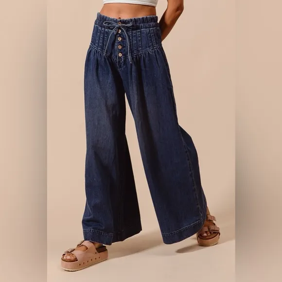 NWT So Me Ultra Wide Leg Smocked Drawstring Button Waist Dark Wash Denim Jeans