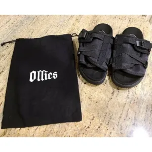 Ollics Slides Black Men's or Unisex? Small  With Bag. Slide on Sandals
