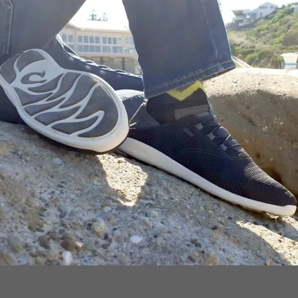 Olukai Alapa Li Mesh Sneakers Size M9