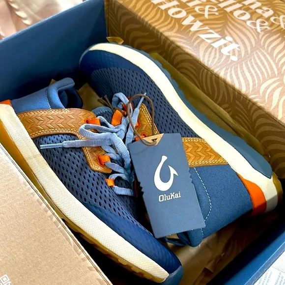 OluKai Wailuku Sneakers Moonlit Ocean/Vintage Blue Size 9 NEW IN BOX