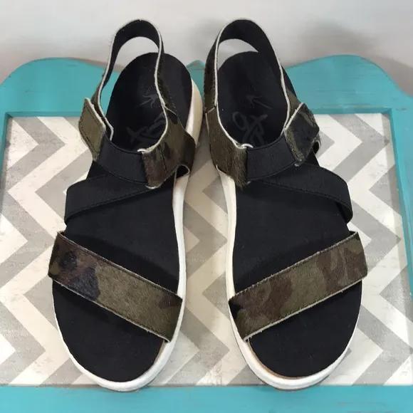 💙OTBT Sierra Mud Camo Sandal