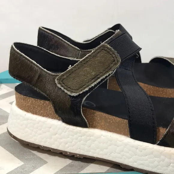 💙OTBT Sierra Mud Camo Sandal