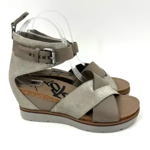 OTBT Teamwork Ankle Leather Wedge Sandals Size 8 Platform Shoes Cork Silver Gray