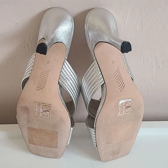 Paige Leigh Low Heel Leather Sandals Silver Size 8