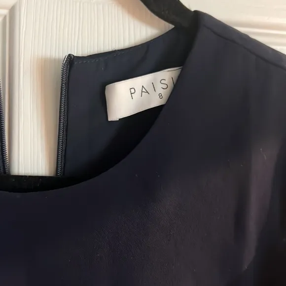 PAISIE London Two-Tone Twist Waist Midi Dress – Navy &amp; Light Blue