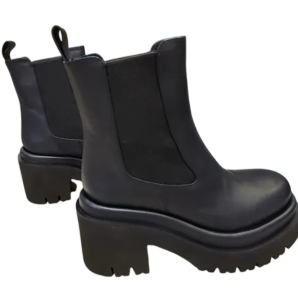 Paloma Barcelo Black Chunky Combat Boots (EU 38 US 7.5-8)