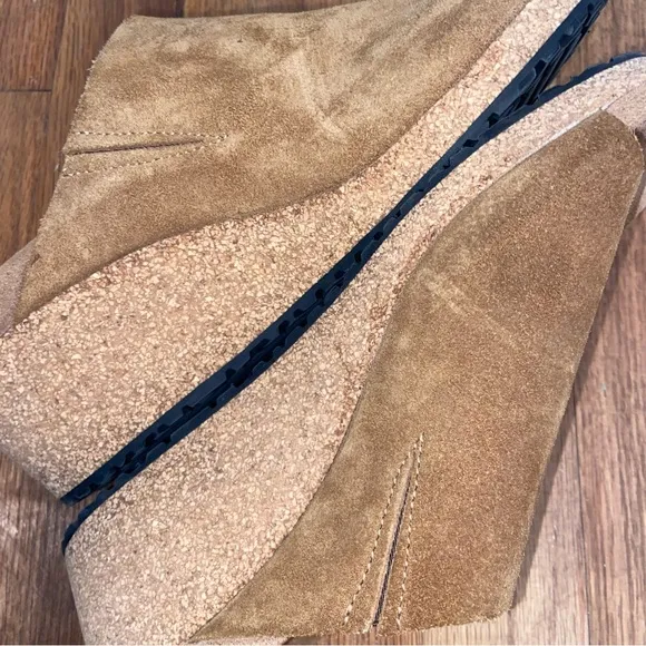 Papillo Birkenstock Tan Suede Wedge Sandals 40 narrow