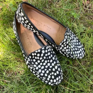 Patricia Green driving Cow Haircalf Loafers