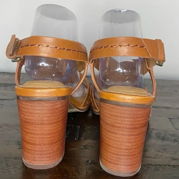 Patricia Nash Ornelia Sandals NEW Brown Leather Block Heel Criss Cross Size 9.5