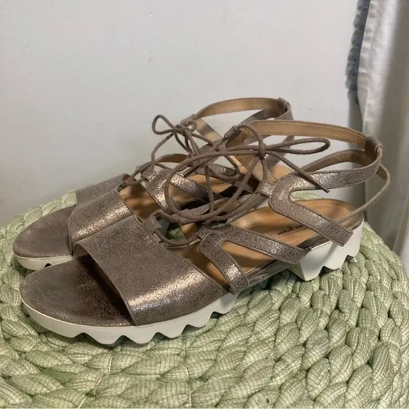 Paul Green Metallic Leather Taupe Lace Up Open Toe Cage Lug Sole Sandals
