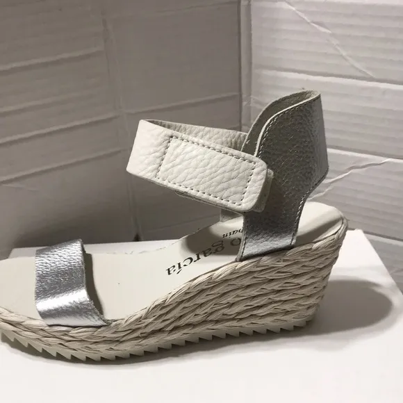 Pedro Garcia espadrilles wedge with natural raffia. Made in Spain. NWOT