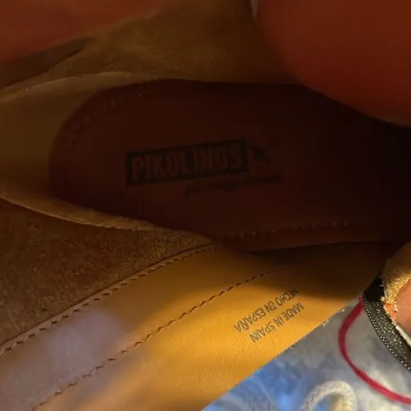 Pikolinos Aspe Lace Up Boots in Olive
