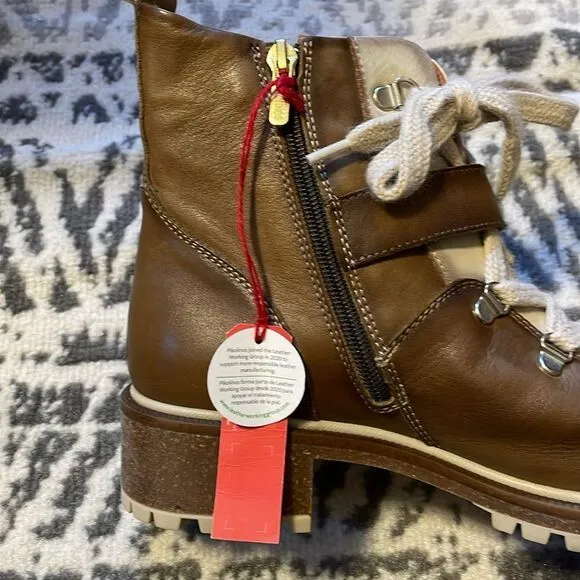 Pikolinos Aspe Lace Up Boots in Olive