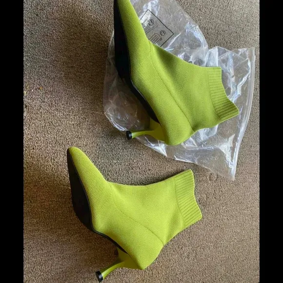 Pointed Toe Breathable High Heel Ankle Boots For Women