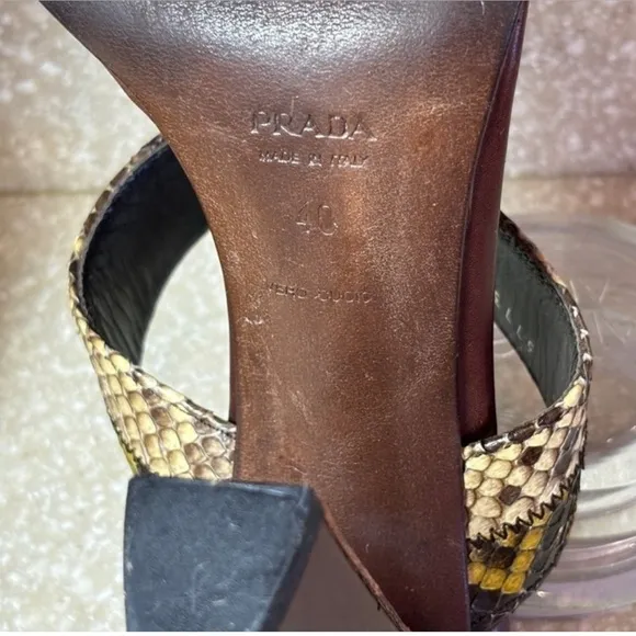PRADA AUTHENTIC SNAKESKIN HEELS-RARE EXOTIC SZ 40 See shoe chart