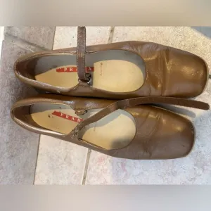 PRADA mary jane flats ballot logo shoes strappy wedge y2k Triangle Ballerina