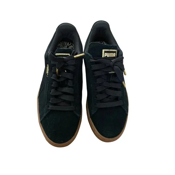 Puma Suede Gum Sneakers in Black - size 7