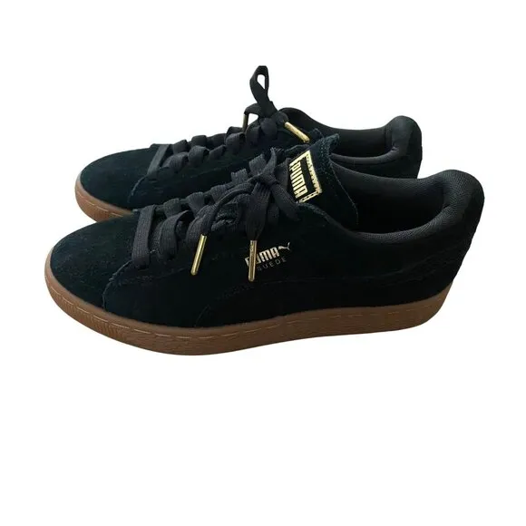Puma Suede Gum Sneakers in Black - size 7