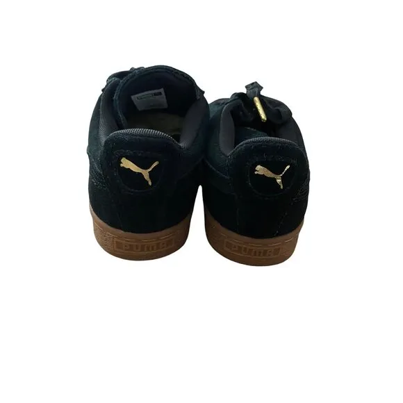 Puma Suede Gum Sneakers in Black - size 7