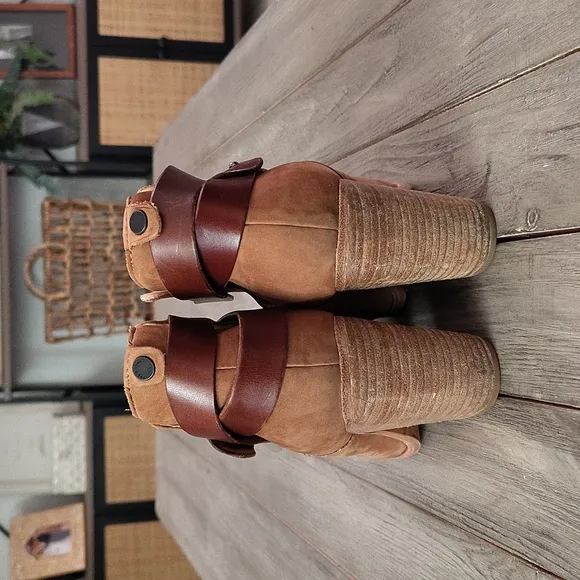 Rag &amp; Bone Brown Heeled Boots with Suede Finish Size EU 37