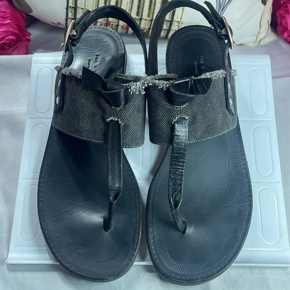 Rag &amp; Bone Quinn Sandals, Size 7,‎ Black Leather, Charcoal Denim, T-Strap
