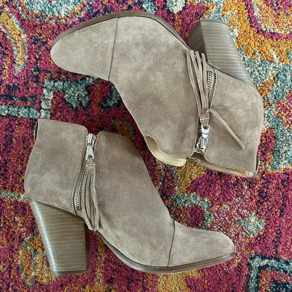 rag &amp; bone | Women’s taupe/stone suede double zipper ankle boot tassel pulls 8.5