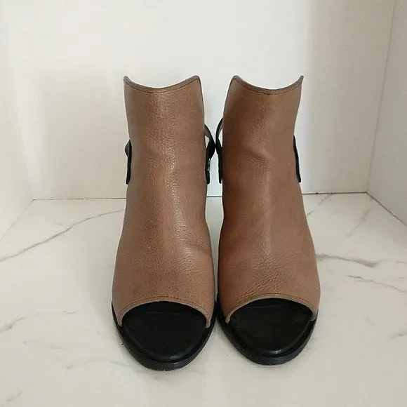 Rag &amp; Bone Wyatt Peep-Toe Genuine Leather Slingback Sandals Taupe/Black 39.5 EU