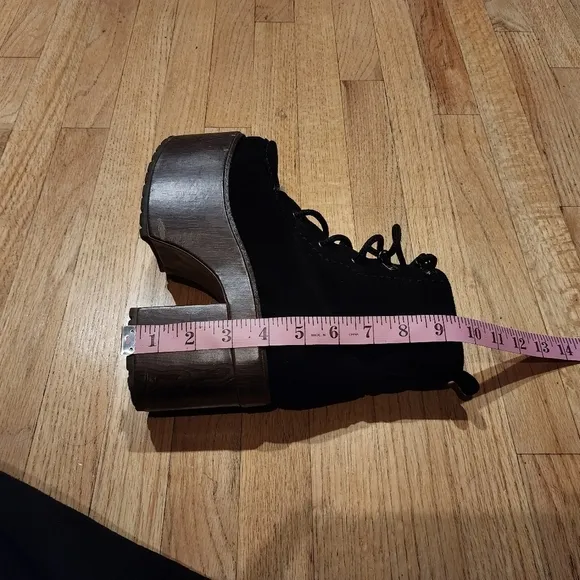 Rare Dolls Kill x Current Mood Lace-Up Chunky Platform | Sherpa Lined Boots sz 6