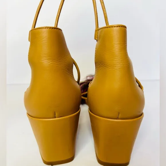 Rebecca Minkoff Camel Isla Tassel Gladiator Lace up Block Heels Sandals - 8M