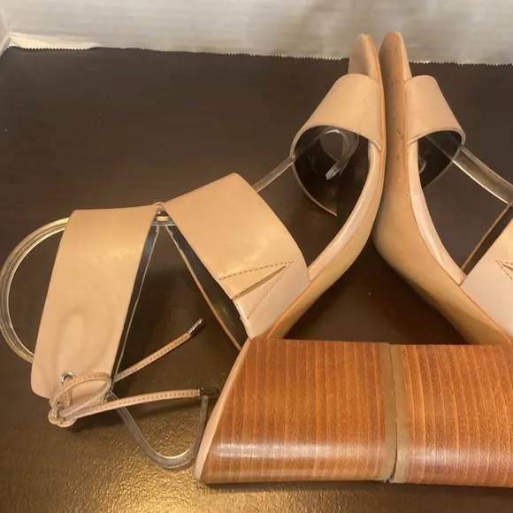 Rebecca Minkoff Chrisy City Tan Stacked Heel Sandals Size 8