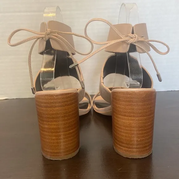 Rebecca Minkoff Chrisy City Tan Stacked Heel Sandals Size 8