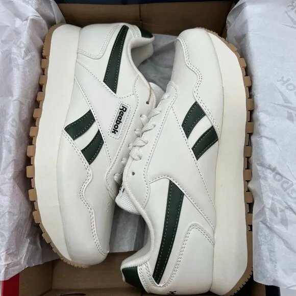 Reebok Harman Women’s Classic Style Sneakers 8 White- Chalk-Green Cushioned