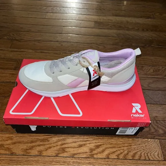 Rieker Revolution Nicolina Performance Sneakers Cream &amp; Lavender Women’s Size 10