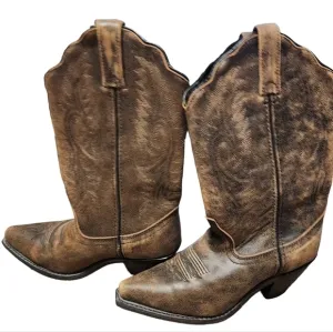 Rockin country western distressed boots size 7 never worn