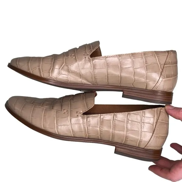 Rockport Perpetua Penny Loafer round toe slip on snake embossed leather tan 11