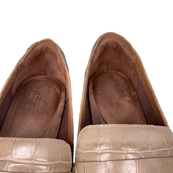 Rockport Perpetua Penny Loafer round toe slip on snake embossed leather tan 11