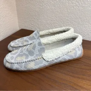 Rothy’s The Slipper Cozy Cat Beige Leopard Womens 9 Fleece Lined Driving Loafers