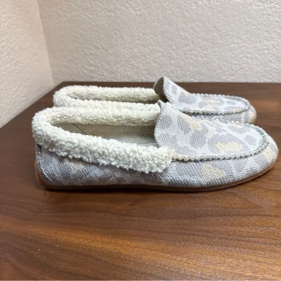 Rothy’s The Slipper Cozy Cat Beige Leopard Womens 9 Fleece Lined Driving Loafers