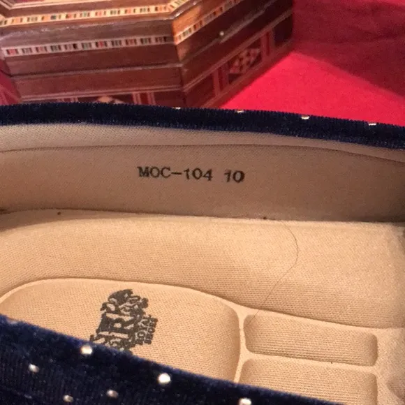 Royal Loafers Velvet Shoes