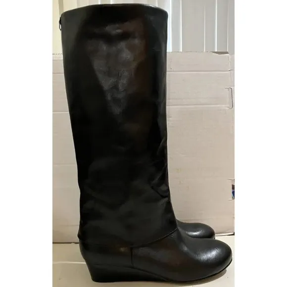 RUD Women’s Size 7.5 black leather knee high Boots shoes MSRP $225
