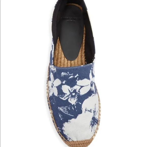 Saint Laurent Hibiscus-Print Espadrilles Size 41.5EU NWT Black