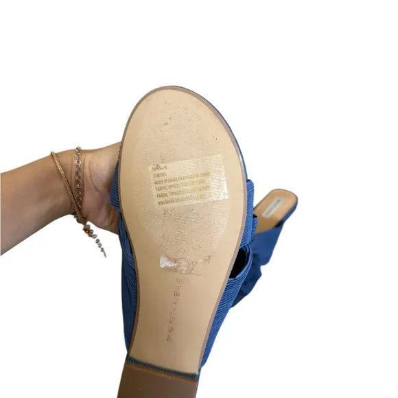 SAKS FIFTH AVENUE Blue Knotted Slide Sandals