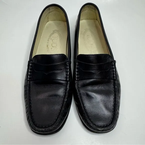 ‼️SALE‼️ Tod’s Classic Black Leather Penny Loafers